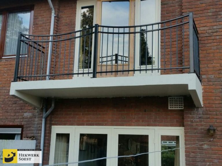 Balkonhekwerk -Balkonhek - Sierhekwerk op balkon - dakterras - Hekwerk Soest B.V.