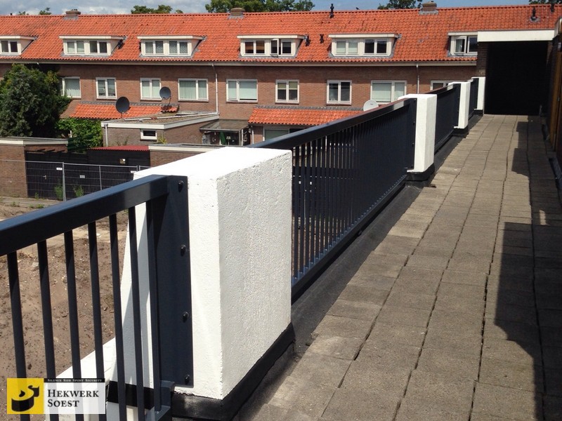 Voorbeeld van een Balkonhekwerk -Sierhekwerk op balkon - dakterras - Hekwerk Soest B.V.